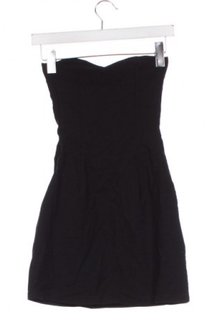 Kleid Bershka, Größe S, Farbe Schwarz, Preis 14,77 €