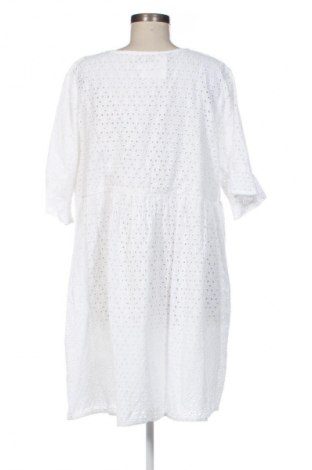 Šaty  Boohoo, Velikost XXL, Barva Bílá, Cena  369,00 Kč
