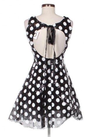 Kleid Boohoo, Größe S, Farbe Mehrfarbig, Preis 29,59 €
