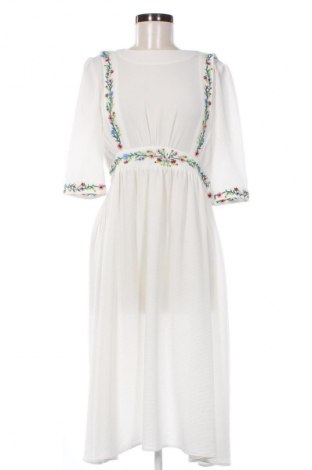 Šaty  Boohoo, Veľkosť M, Farba Biela, Cena  14,83 €