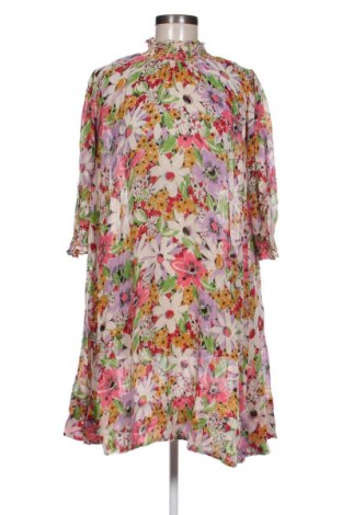 Kleid By Timo, Größe S, Farbe Mehrfarbig, Preis € 86,99