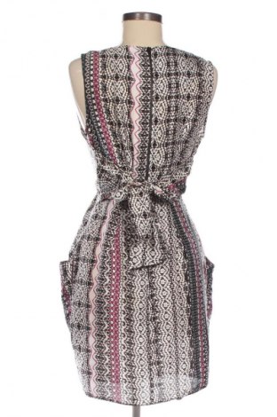Рокля Closet London, Размер M, Цвят Многоцветен, Цена 82,22 лв.