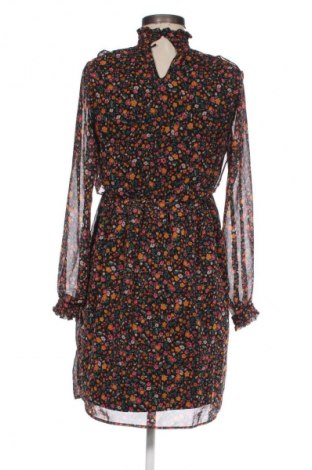 Kleid Defacto, Größe M, Farbe Mehrfarbig, Preis 14,83 €