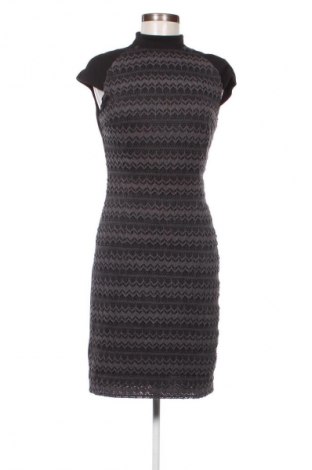 Rochie Dika, Mărime M, Culoare Multicolor, Preț 105,39 Lei