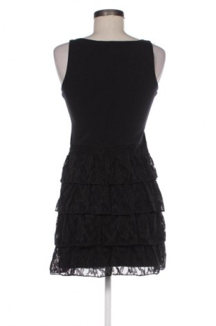 Рокля Edc By Esprit, Размер S, Цвят Черен, Цена 48,88 лв.