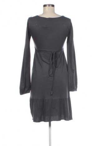 Kleid Edc By Esprit, Größe S, Farbe Grau, Preis 24,57 €