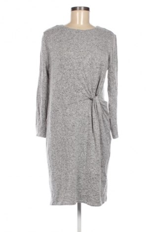 Kleid Edc By Esprit, Größe L, Farbe Grau, Preis 25,00 €