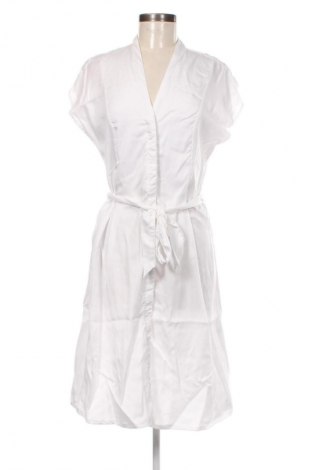 Kleid Esmara, Größe M, Farbe Weiß, Preis 24,48 €