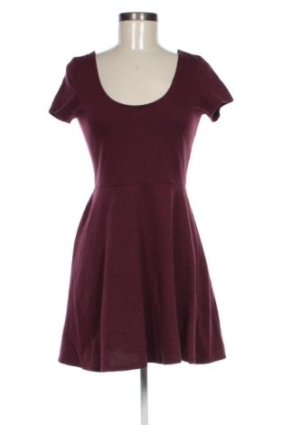 Φόρεμα Forever 21, Μέγεθος M, Χρώμα Κόκκινο, Τιμή 13,81 €