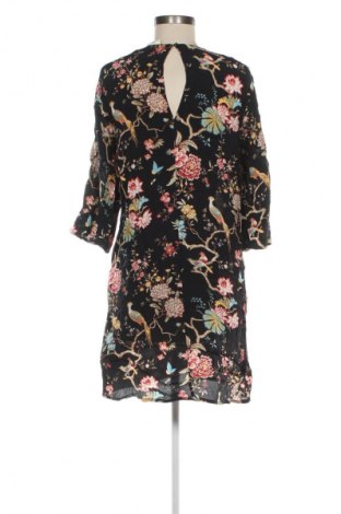 Рокля GP & J Baker for H&M, Размер XS, Цвят Многоцветен, Цена 12,99 лв.