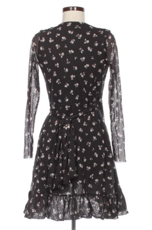 Kleid Ganni, Größe XS, Farbe Mehrfarbig, Preis 30,99 €