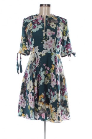 Rochie Guess, Mărime M, Culoare Multicolor, Preț 252,63 Lei