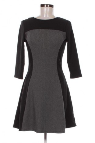 Šaty  H&M, Velikost M, Barva Vícebarevné, Cena  469,00 Kč