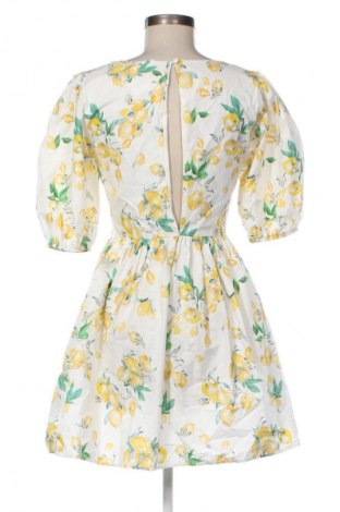 Šaty  H&M, Velikost M, Barva Vícebarevné, Cena  366,00 Kč