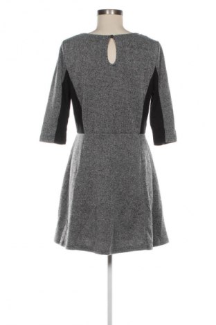 Sukienka H&M Divided, Rozmiar XL, Kolor Kolorowy, Cena 95,99 zł