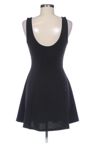 Kleid H&M Divided, Größe M, Farbe Schwarz, Preis 15,00 €