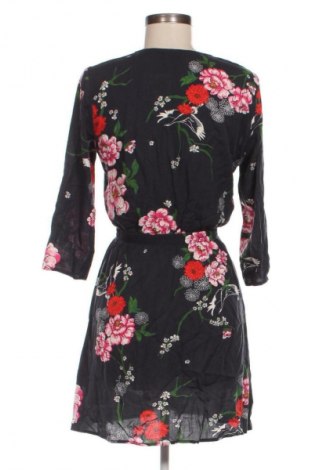 Рокля H&M Divided, Размер S, Цвят Многоцветен, Цена 28,88 лв.