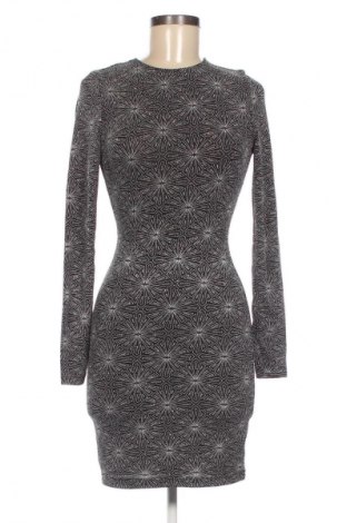 Kleid H&M Divided, Größe S, Farbe Mehrfarbig, Preis 15,00 €