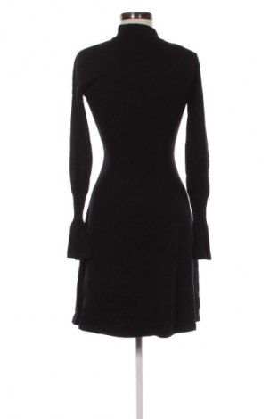 Рокля In Wear, Размер XXS, Цвят Черен, Цена 65,99 лв.