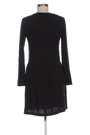 Sukienka Jdy, Rozmiar S, Kolor Czarny, Cena 38,99 zł