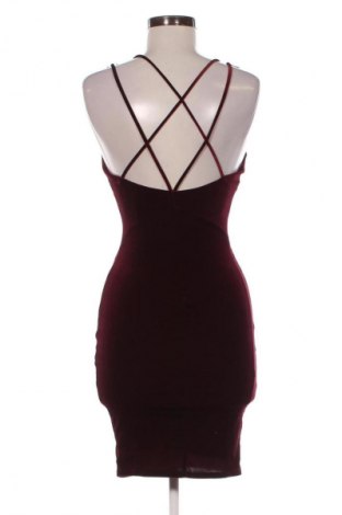 Sukienka Lulus, Rozmiar XS, Kolor Czerwony, Cena 157,99 zł