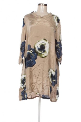 Sukienka Masai, Rozmiar M, Kolor Kolorowy, Cena 157,99 zł