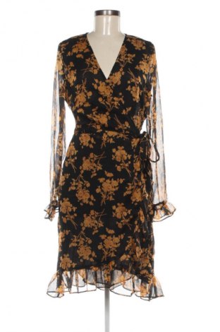 Kleid NA-KD, Größe M, Farbe Mehrfarbig, Preis 33,99 €