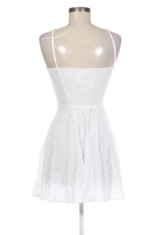 Kleid NA-KD, Größe M, Farbe Weiß, Preis € 24,55