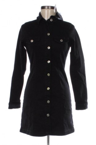 Kleid New Look, Größe S, Farbe Schwarz, Preis 53,99 €
