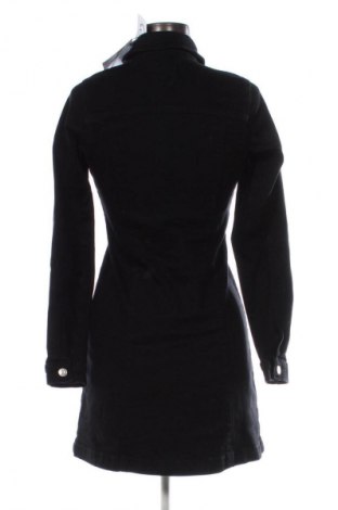 Kleid New Look, Größe S, Farbe Schwarz, Preis 53,99 €