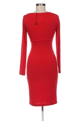 Sukienka Piu & Piu, Rozmiar S, Kolor Czerwony, Cena 268,99 zł