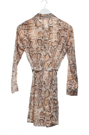 Kleid Pretty Little Thing, Größe XS, Farbe Mehrfarbig, Preis € 33,99