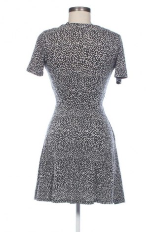Kleid Pull&Bear, Größe S, Farbe Mehrfarbig, Preis 15,55 €