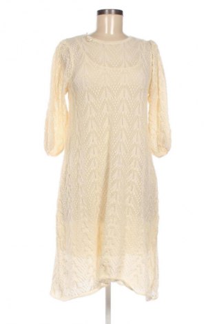 Rochie Reserved, Mărime S, Culoare Ecru, Preț 76,00 Lei