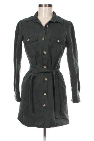 Kleid Reserved, Größe S, Farbe Grün, Preis 24,48 €