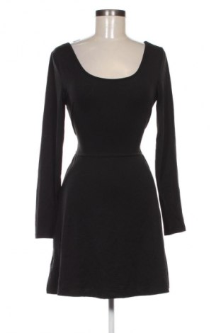 Rochie SHEIN, Mărime M, Culoare Negru, Preț 100,99 Lei