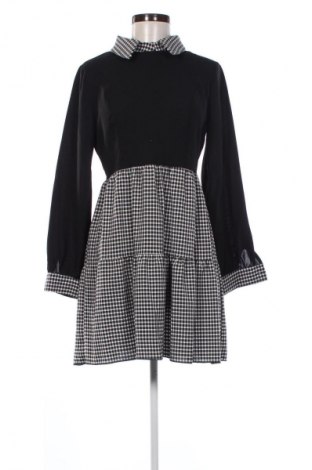 Kleid SHEIN, Größe M, Farbe Mehrfarbig, Preis 15,00 €