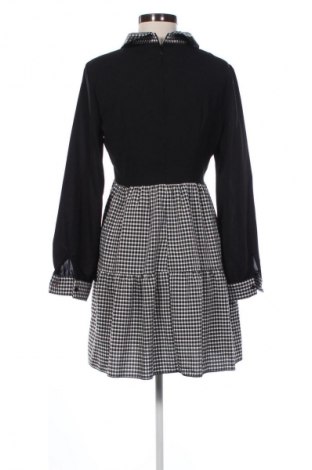 Kleid SHEIN, Größe M, Farbe Mehrfarbig, Preis 15,00 €