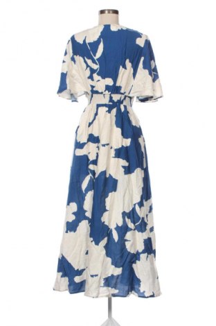 Kleid Sisters Point, Größe M, Farbe Mehrfarbig, Preis 74,99 €