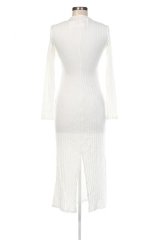 Sukienka Stradivarius, Rozmiar S, Kolor Biały, Cena 120,99 zł
