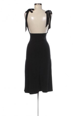 Rochie Stradivarius, Mărime S, Culoare Negru, Preț 127,99 Lei