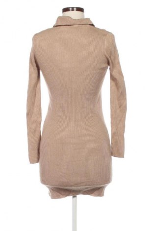 Kleid Stradivarius, Größe S, Farbe Beige, Preis € 20,99