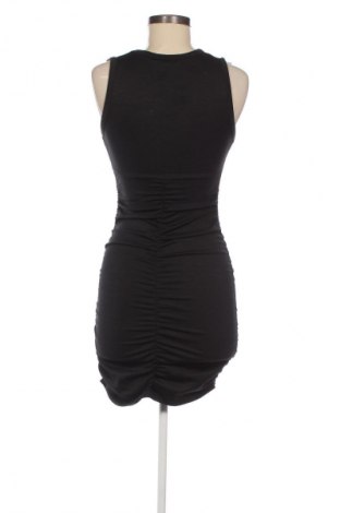 Kleid Stradivarius, Größe S, Farbe Schwarz, Preis 14,77 €