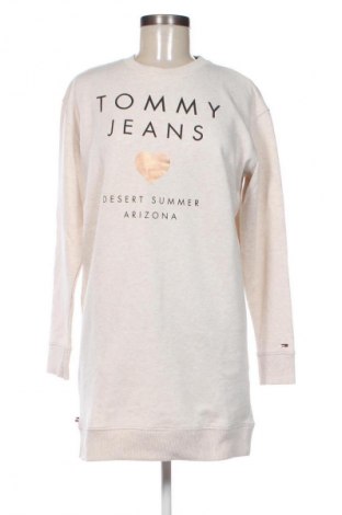 Рокля Tommy Jeans, Размер S, Цвят Бежов, Цена 114,52 лв.