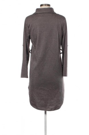 Ruha Unbranded, Méret M, Szín Ezüstös, Ár 12 979 Ft