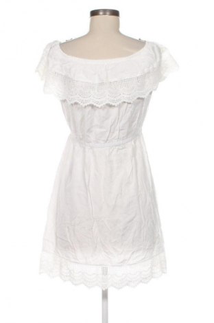 Φόρεμα Unbranded, Μέγεθος XL, Χρώμα Λευκό, Τιμή 14,77 €