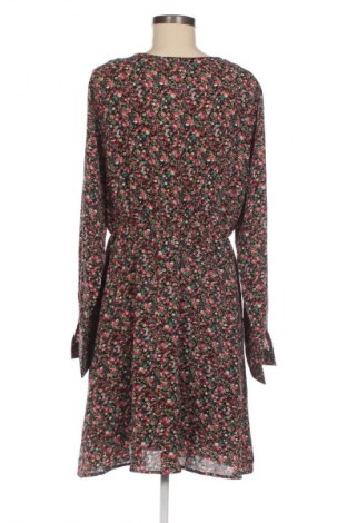 Φόρεμα Unbranded, Μέγεθος XL, Χρώμα Πολύχρωμο, Τιμή 24,00 €