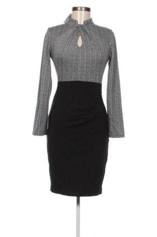 Kleid Unbranded, Größe M, Farbe Mehrfarbig, Preis 20,99 €