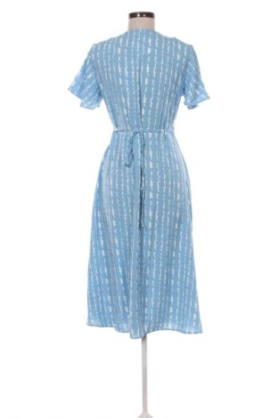 Kleid VILA, Größe M, Farbe Mehrfarbig, Preis 34,99 €