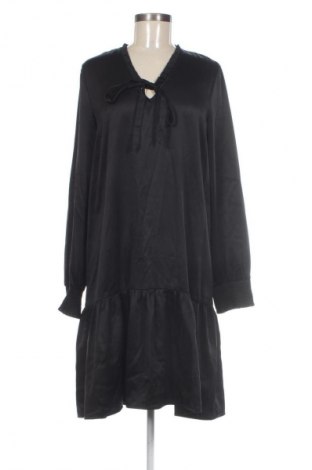 Kleid VILA, Größe M, Farbe Schwarz, Preis € 13,81